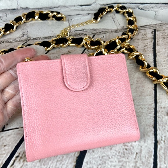 Chanel compact wallet crossbody or belt chain bum bag with keychain bag charm - Picture 4 of 16